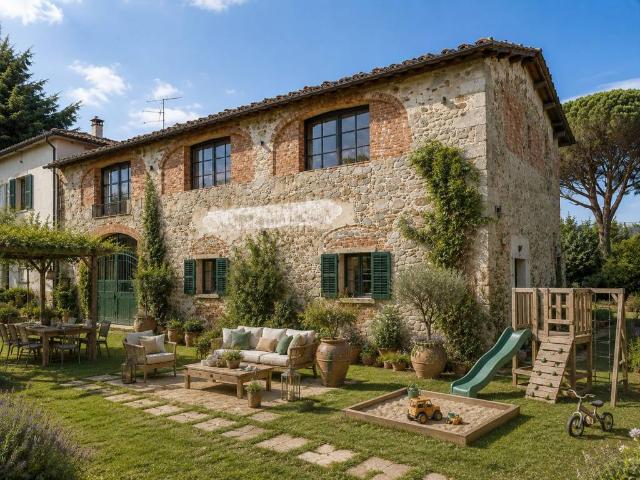 Villa Indipendente in vendita a Pistoia, Toscana