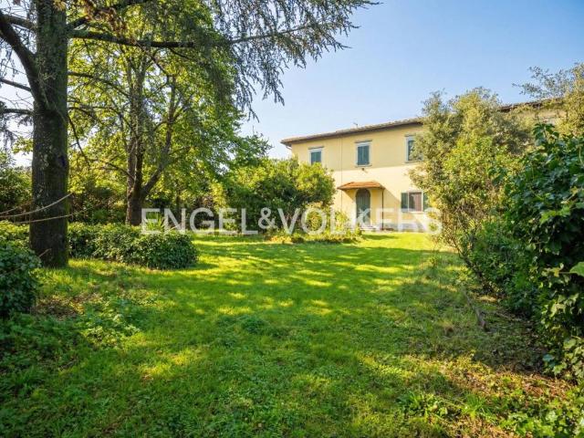 Villa Indipendente in vendita a Le Fornaci, Pistoia