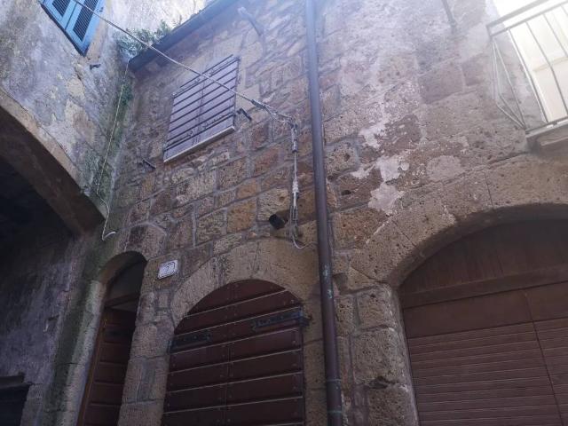 Villa Indipendente in vendita a Unione di Comuni Montani Colline del Fiora, Pitigliano