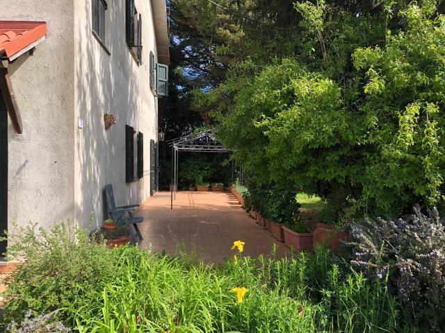 Villa Indipendente in vendita a Unione di Comuni Montani Colline del Fiora, Pitigliano