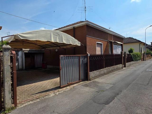 Villa Indipendente in vendita a Pizzighettone, Lombardia