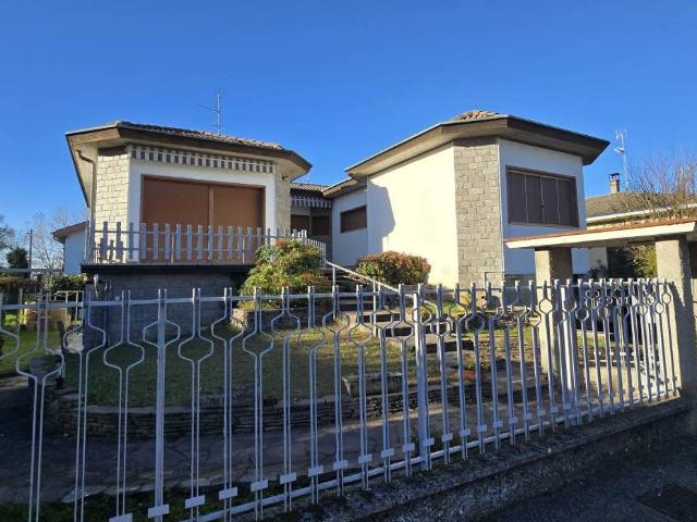 Villa Indipendente in vendita a Pizzighettone, Lombardia