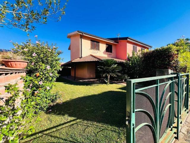 Villa Indipendente in vendita a Calabria, Vibo Valentia