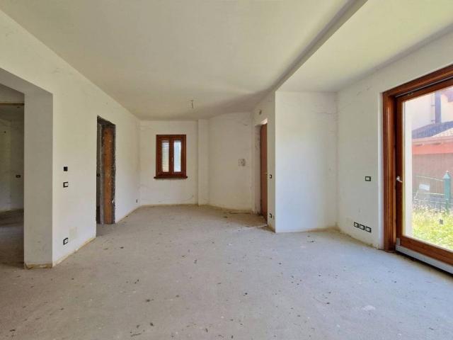 Villa Indipendente in vendita a Pizzoli, Abruzzo