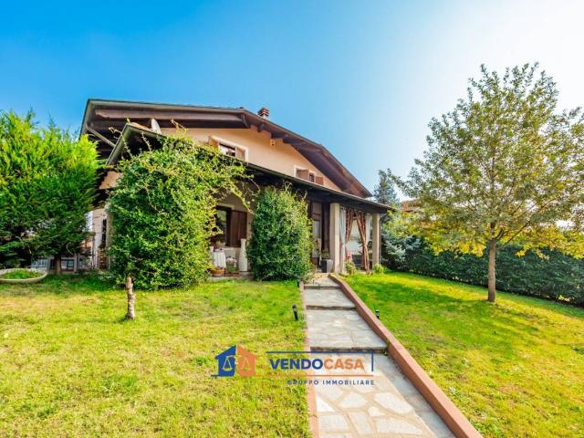 Villa Indipendente in vendita a Piemonte, Cuneo