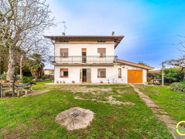 Villa Indipendente in vendita a Pocenia, Friuli-Venezia Giulia