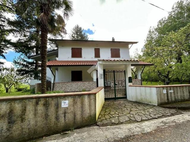 Villa Indipendente in vendita a Unione di comuni Montana Lunigiana, Podenzana