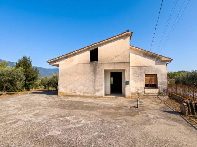 Villa Indipendente in vendita a Pofi, Lazio