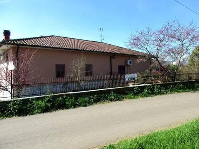 Villa Indipendente in vendita a Pofi, Lazio