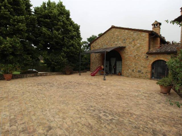 Villa Indipendente in vendita a Lecchi, Toscana