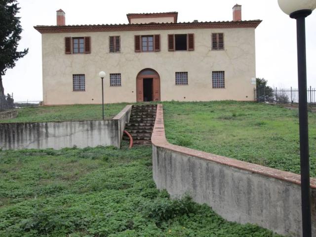 Villa Indipendente in vendita a Montefalconi, Poggibonsi