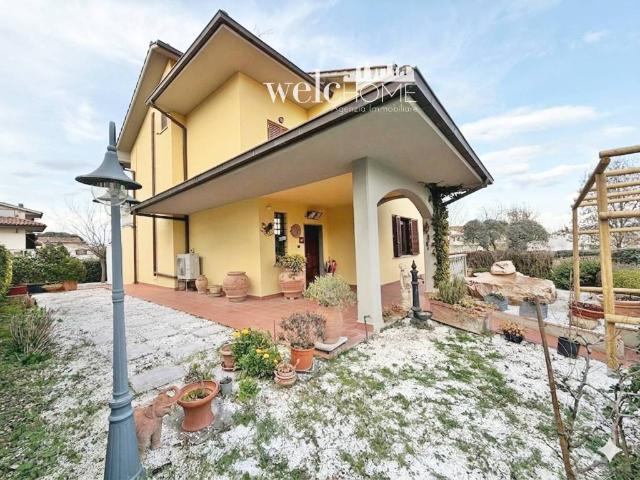 Villa Indipendente in vendita a Poggio A Caiano, Toscana