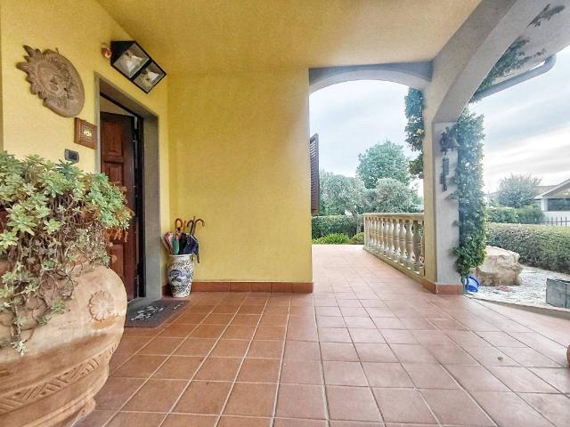 Villa Indipendente in vendita a Santa Cristina in Pilli, Poggio a Caiano