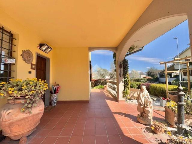 Villa Indipendente in vendita a Poggio A Caiano, Toscana