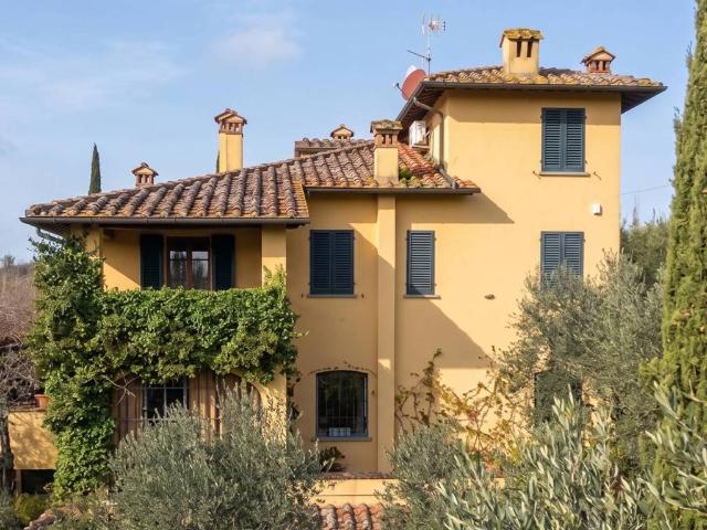 Villa Indipendente in vendita a Poggio A Caiano, Toscana