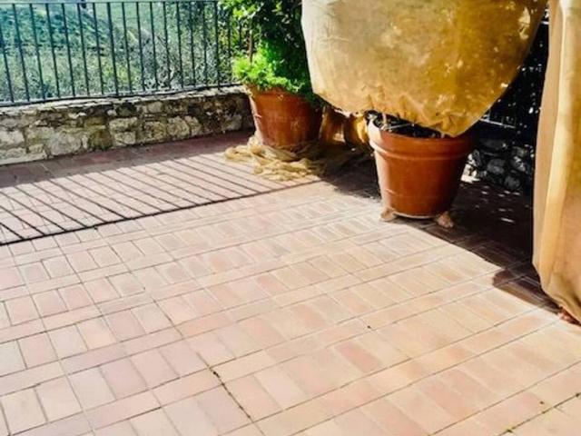 Villa Indipendente in vendita a Poggio A Caiano, Toscana