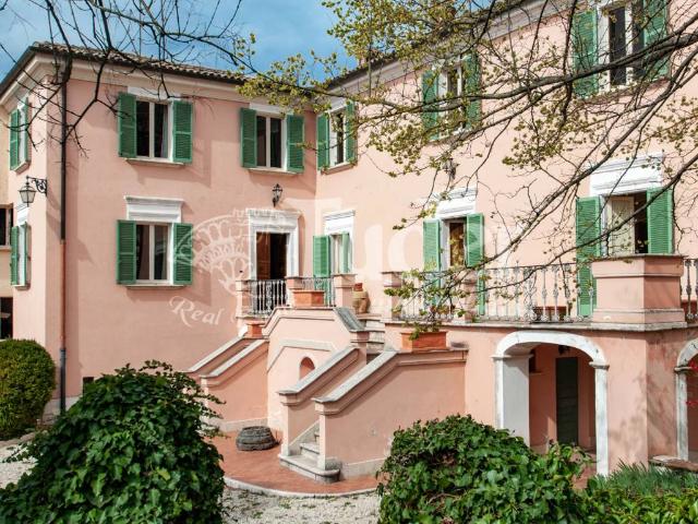Villa Indipendente in vendita a Poggio Bustone, Lazio