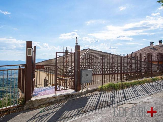 Villa Indipendente in vendita a Villa Giovannone, Poggio Bustone