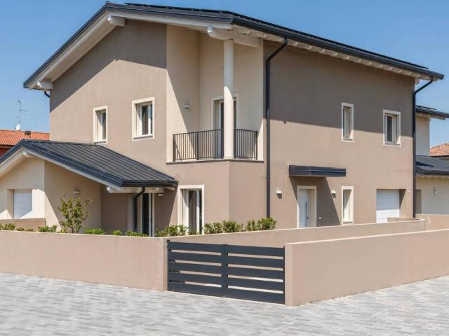 Villa Indipendente in vendita a Unione Alto Ferrarese, Poggio Renatico