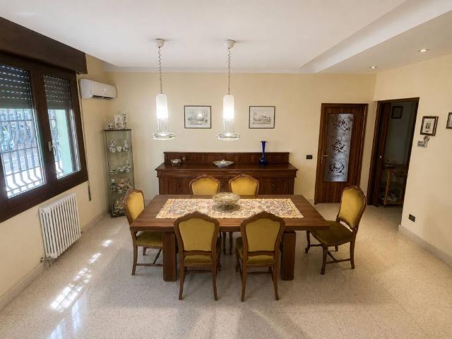 Villa Indipendente in vendita a Unione Alto Ferrarese, Poggio Renatico