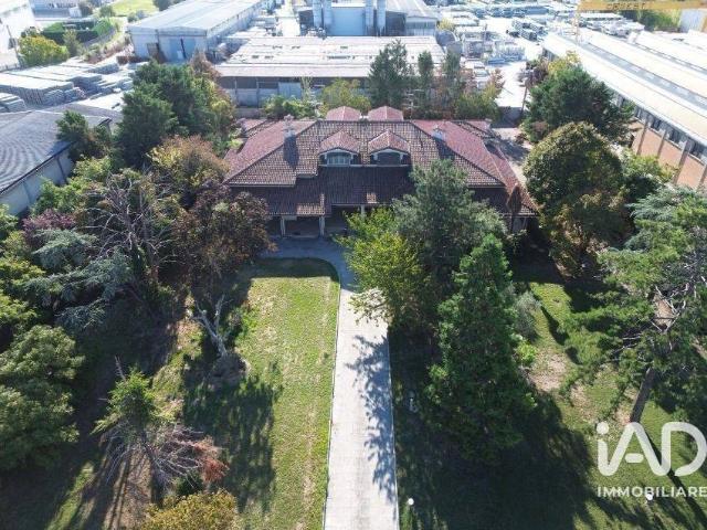 Villa Indipendente in vendita a Poggio Rusco, Mantova