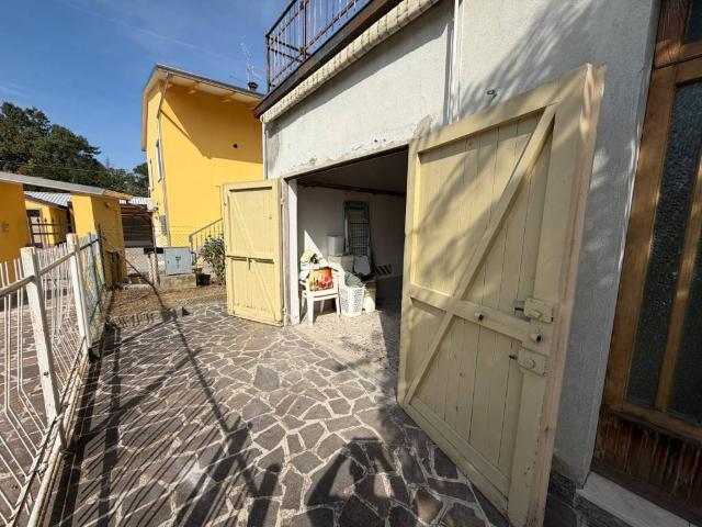 Villa Indipendente in vendita a Poggio Rusco, Mantova