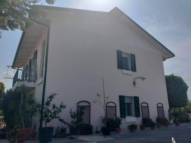 Villa Indipendente in vendita a Unione di comuni Valmarecchia, Poggio Berni