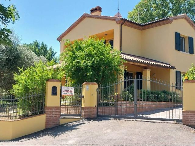 Villa Indipendente in vendita a Unione di comuni Valmarecchia, Torriana