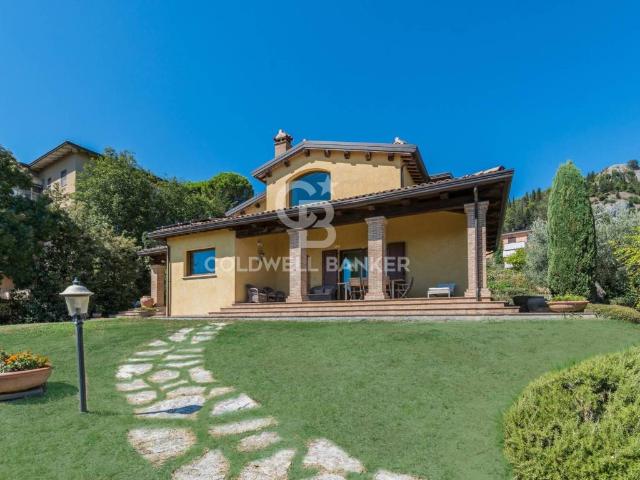Villa Indipendente in vendita a Franzolini, Poggio Torriana