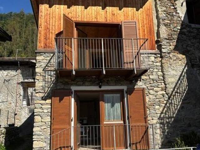 Villa Indipendente in vendita a Poggiridenti, Lombardia