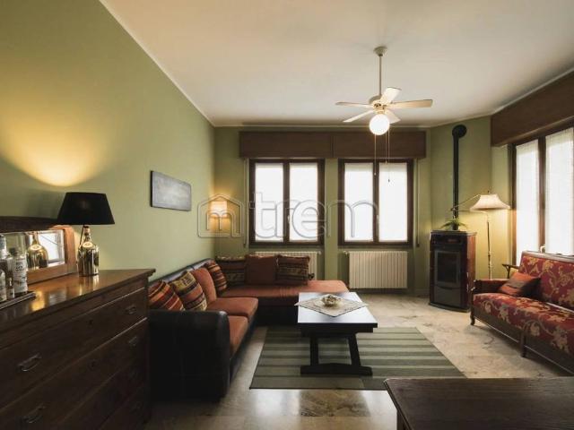 Villa Indipendente in vendita a Pogliano Milanese, Lombardia