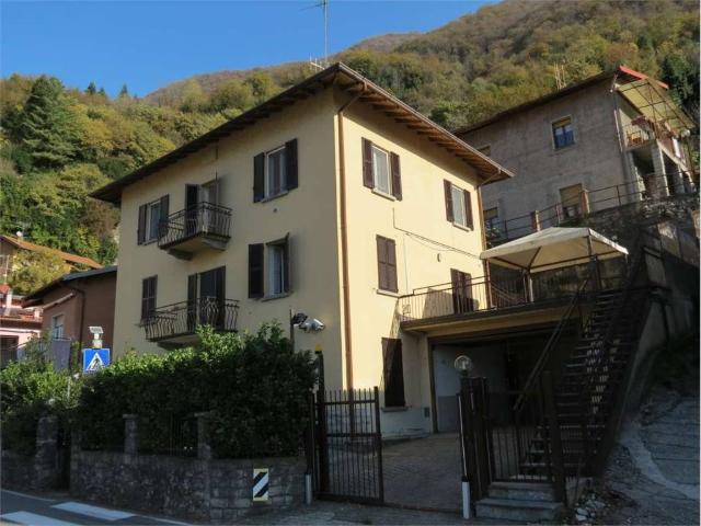 Villa Indipendente in vendita a Pognana Lario, Lombardia