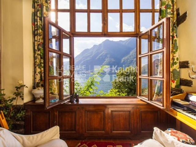 Villa Indipendente in vendita a Pognana Lario, Lombardia