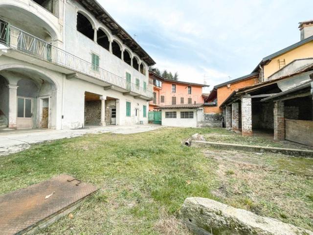 Villa Indipendente in vendita a Piemonte, Novara