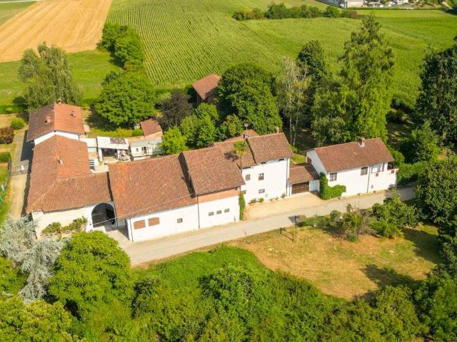 Villa Indipendente in vendita a Marocchi, Piemonte