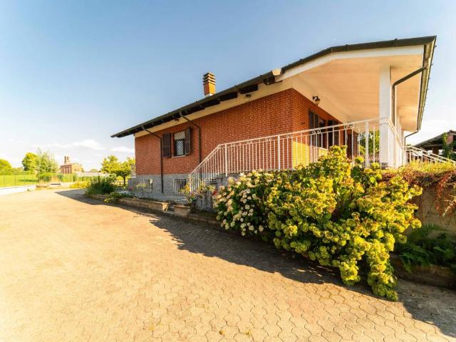 Villa Indipendente in vendita a Marocchi, Piemonte