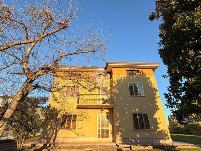 Villa Indipendente in vendita a Polcenigo, Friuli-Venezia Giulia