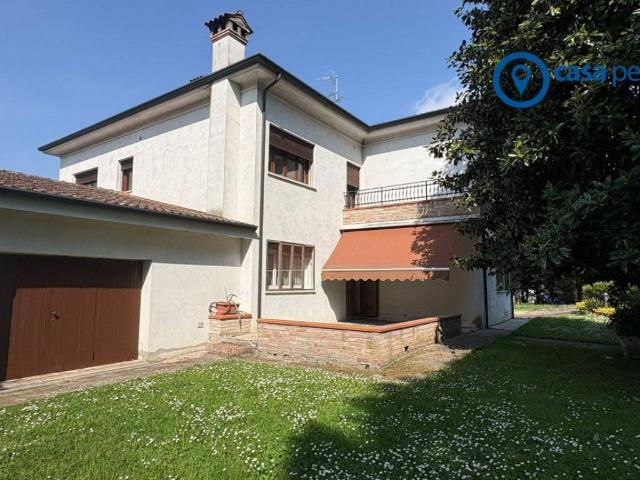 Villa Indipendente in vendita a Polesella, Veneto
