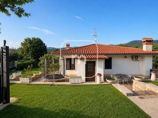 Villa Indipendente in vendita a Poli, Roma Capitale
