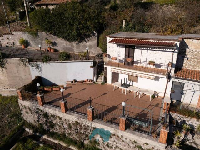 Villa Indipendente in vendita a Municipio Roma VI, Roma Capitale