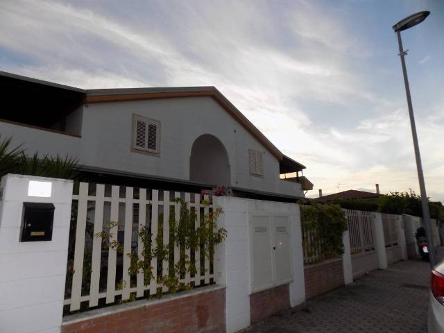 Villa Indipendente in vendita a Policoro, Basilicata