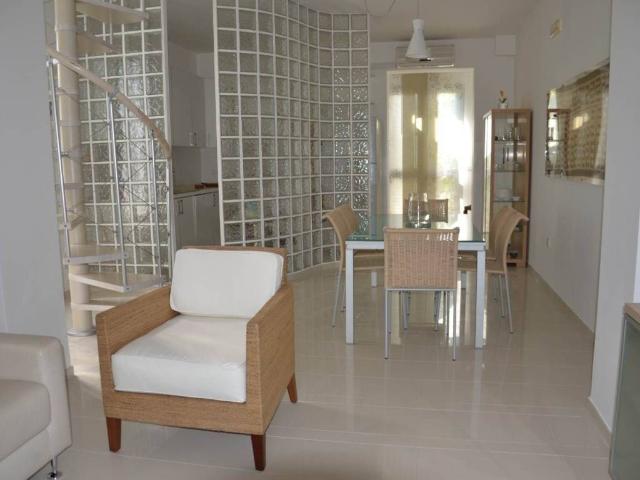 Villa Indipendente in vendita a Policoro, Matera