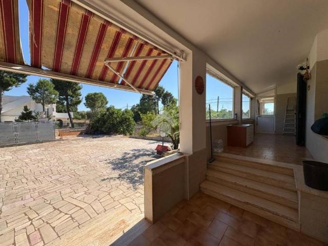 Villa Indipendente in vendita a Casello Cavuzzi, Puglia