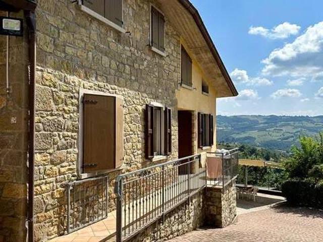 Villa Indipendente in vendita a Unione dei comuni del Frignano, Polinago