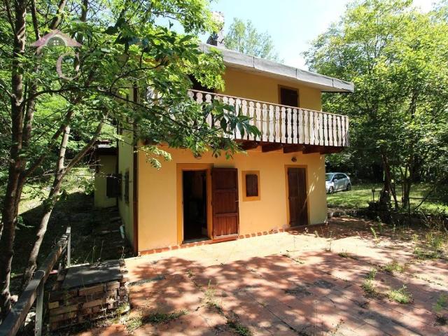 Villa Indipendente in vendita a Polino, Terni