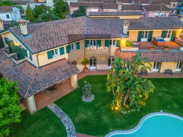Villa Indipendente in vendita a Calabria, Reggio Calabria
