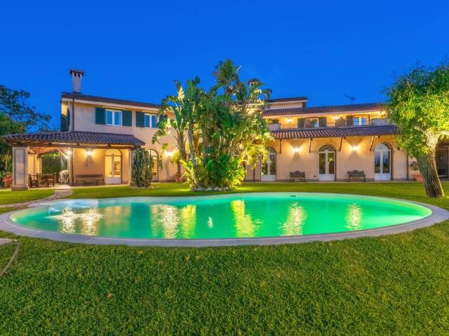 Villa Indipendente in vendita a Calabria, Reggio Calabria