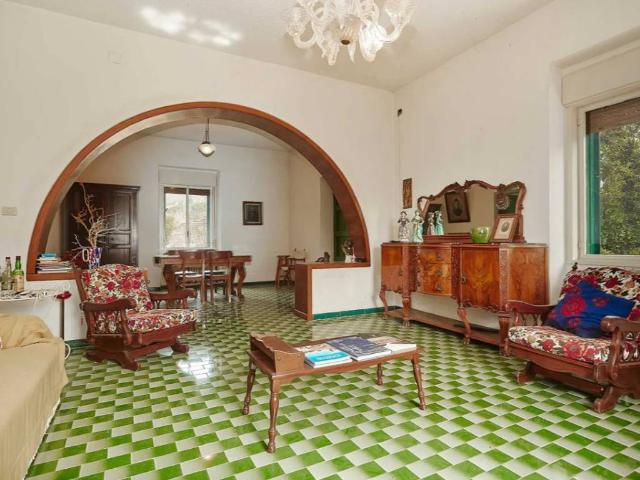 Villa Indipendente in vendita a Polizzi Generosa, Sicilia