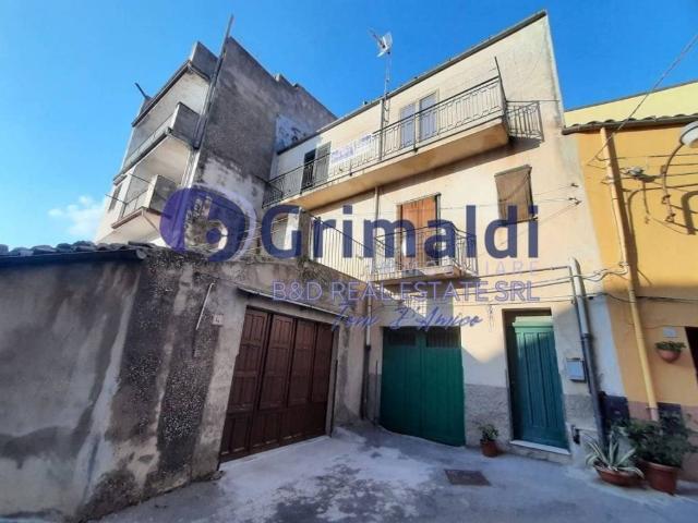 Villa Indipendente in vendita a Polizzi Generosa, Palermo