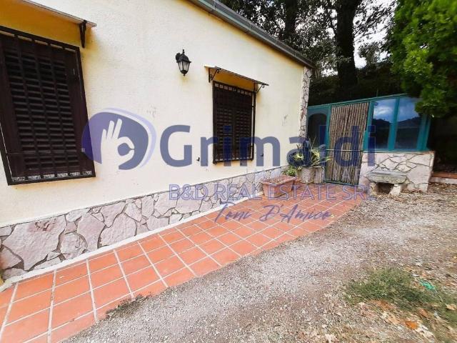 Villa Indipendente in vendita a Polizzi Generosa, Palermo